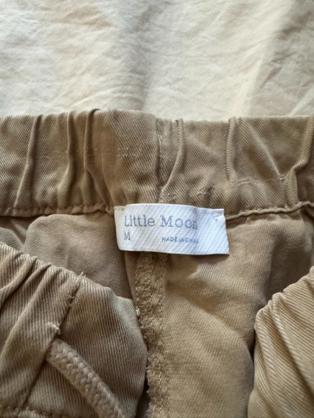 Aritzia Little Moon Como Cargo Short Size M NWT - Picture 6 of 7